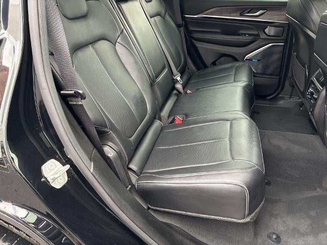 2022 Jeep Grand Cherokee Overland 4x4