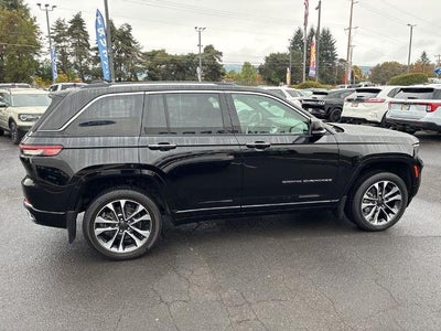 2022 Jeep Grand Cherokee Overland 4x4