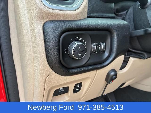2019 RAM 1500 Big Horn/Lone Star 4x4 Quad Cab 6'4" Box