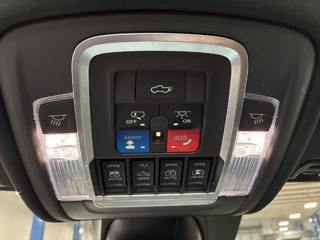 2020 RAM 1500 Limited 4x4 Crew Cab 5'7" Box