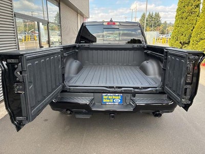 2020 RAM 1500 Limited 4x4 Crew Cab 5'7" Box