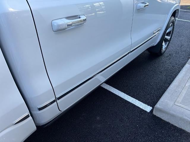 2022 RAM 1500 Limited 4x4 Crew Cab 5'7" Box