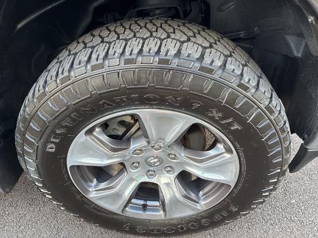 2020 RAM 1500 Laramie 4x4 Crew Cab 6'4" Box