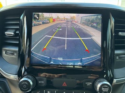 2020 RAM 1500 Laramie 4x4 Crew Cab 6'4" Box