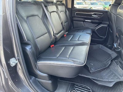 2020 RAM 1500 Laramie 4x4 Crew Cab 6'4" Box