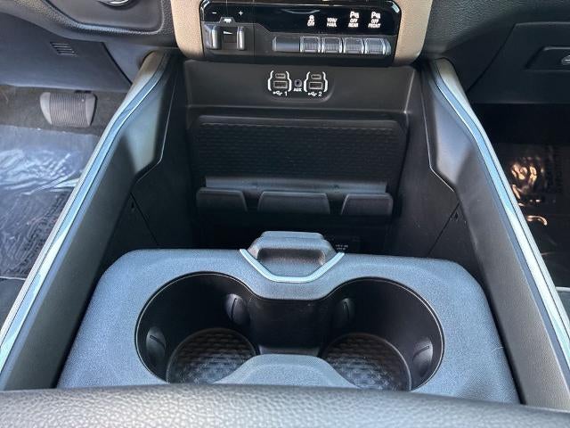 2020 RAM 1500 Laramie 4x4 Crew Cab 6'4" Box