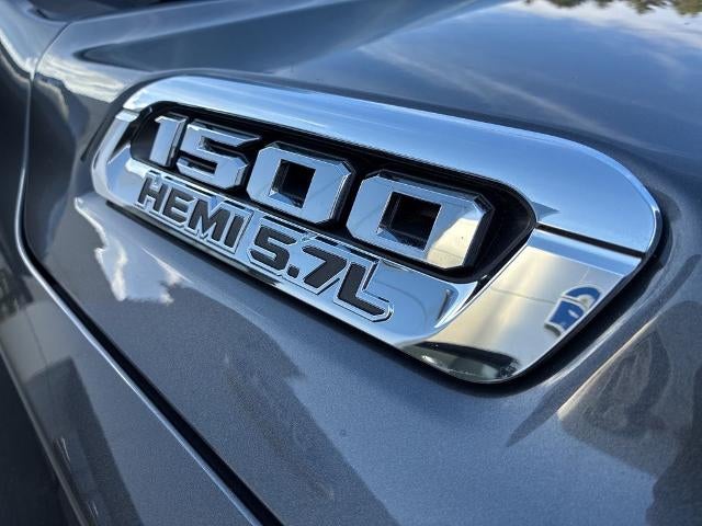 2020 RAM 1500 Laramie 4x4 Crew Cab 6'4" Box