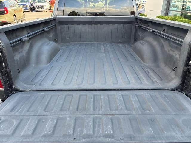 2020 RAM 1500 Laramie 4x4 Crew Cab 6'4" Box