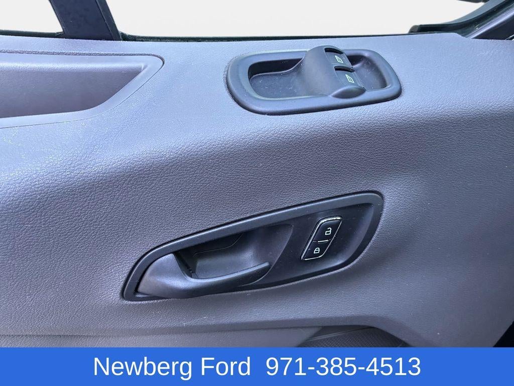 2024 Ford Transit Passenger Wagon T-350 148" Med Roof XLT RWD