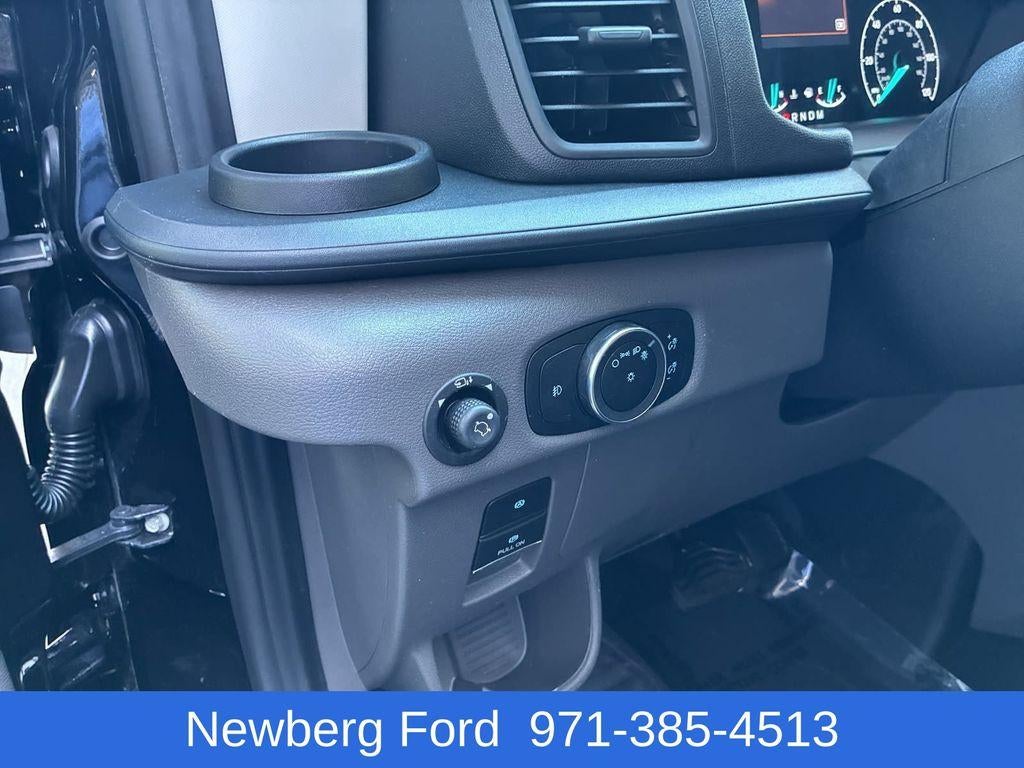 2024 Ford Transit Passenger Wagon T-350 148" Med Roof XLT RWD