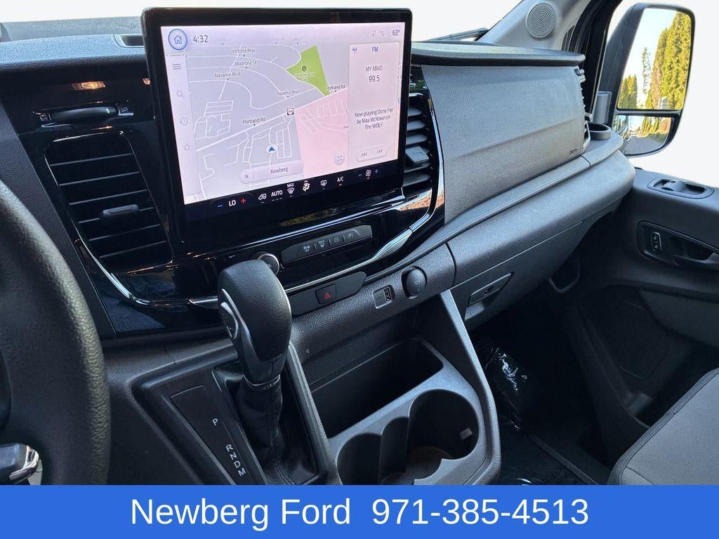 2024 Ford Transit Passenger Wagon T-350 148" Med Roof XLT RWD