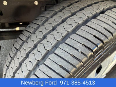 2024 Ford Transit Passenger Wagon T-350 148" Med Roof XLT RWD