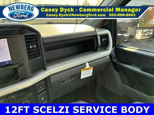 2026 Ford Super Duty F-450 DRW XL 4WD Crew Cab 179" WB 60" CA