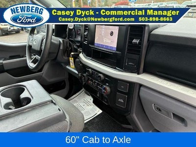 2024 Ford Super Duty F-450 DRW XL 4WD Crew Cab 179" WB 60" CA