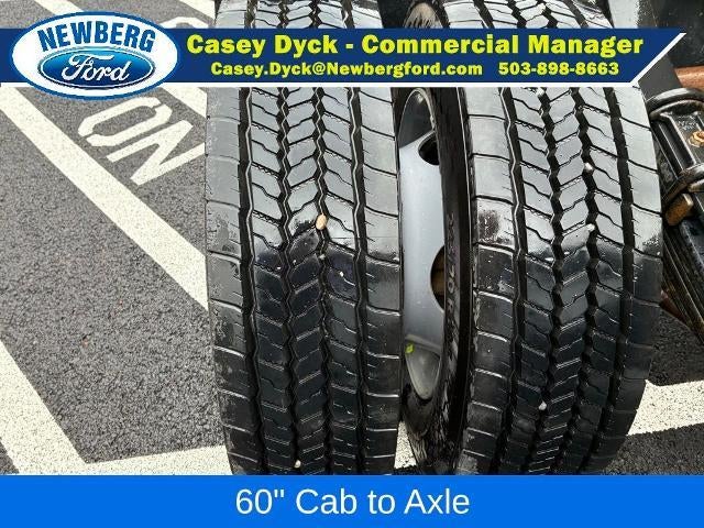 2024 Ford Super Duty F-450 DRW XL 4WD Crew Cab 179" WB 60" CA