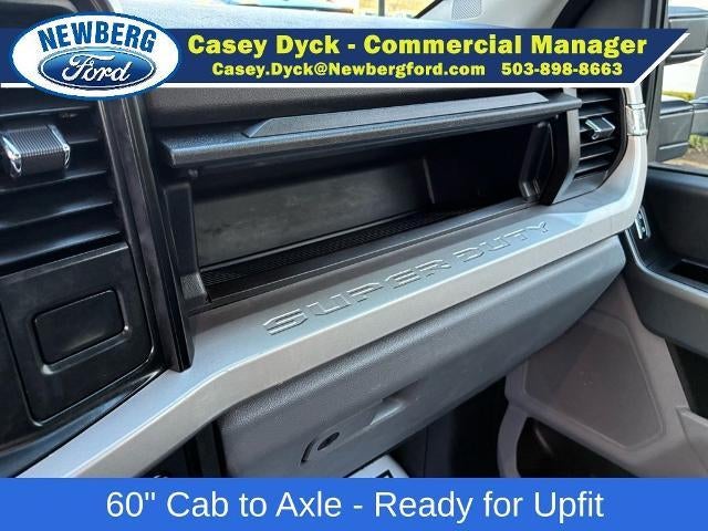 2024 Ford Super Duty F-450 DRW XL 4WD Crew Cab 179" WB 60" CA