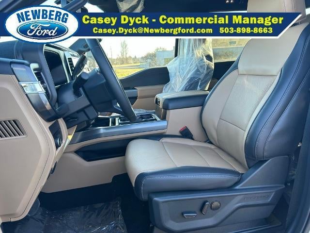 2026 Ford Super Duty F-550 DRW LARIAT 4WD Crew Cab 179" WB 60" CA