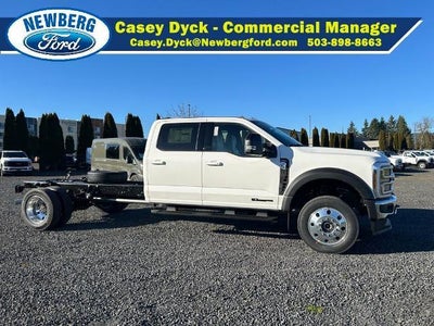 2026 Ford Super Duty F-550 DRW LARIAT 4WD Crew Cab 179" WB 60" CA