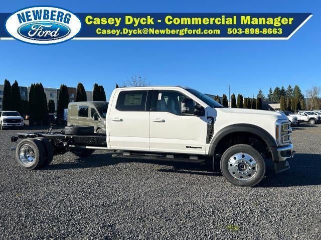 2026 Ford Super Duty F-550 DRW LARIAT 4WD Crew Cab 179" WB 60" CA