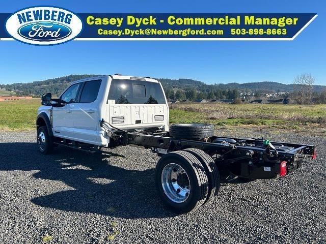 2026 Ford Super Duty F-550 DRW LARIAT 4WD Crew Cab 179" WB 60" CA