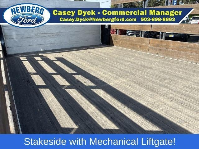 2021 Ford Super Duty F-550 DRW XLT 4WD Crew Cab 179" WB 60" CA