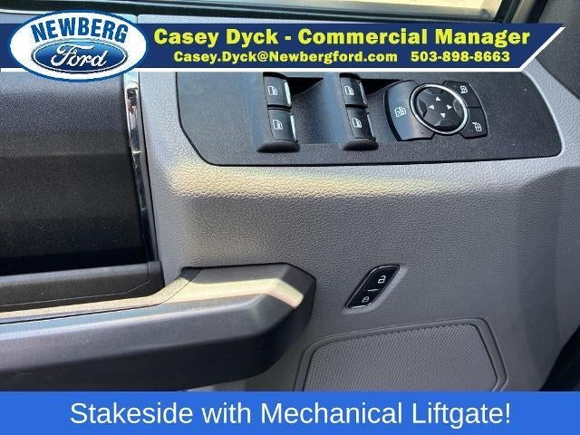 2021 Ford Super Duty F-550 DRW XLT 4WD Crew Cab 179" WB 60" CA