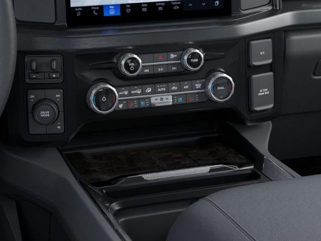 2026 Ford Super Duty F-550 DRW LARIAT 4WD Crew Cab 179" WB 60" CA