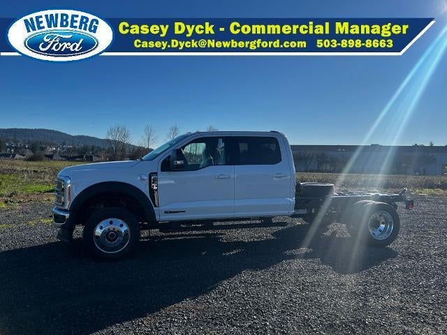 2026 Ford Super Duty F-550 DRW LARIAT 4WD Crew Cab 179" WB 60" CA