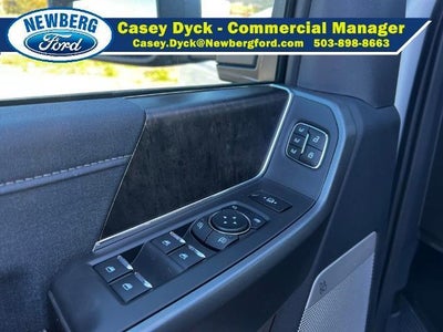 2026 Ford Super Duty F-550 DRW LARIAT 4WD Crew Cab 179" WB 60" CA