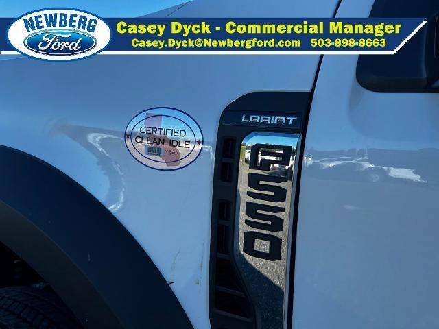 2026 Ford Super Duty F-550 DRW LARIAT 4WD Crew Cab 179" WB 60" CA