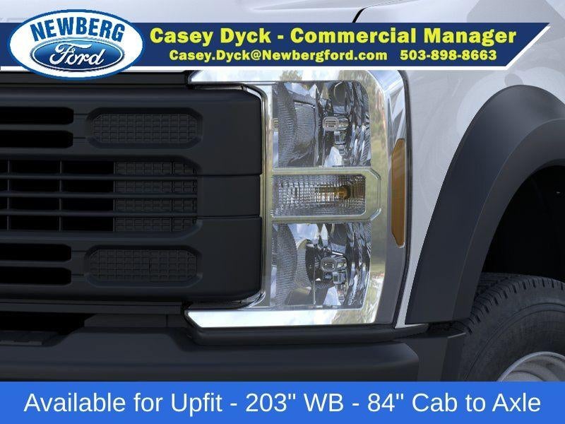 2026 Ford Super Duty F-550 DRW XL 4WD Crew Cab 179" WB 60" CA