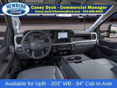 2026 Ford Super Duty F-550 DRW XL 4WD Crew Cab 179" WB 60" CA