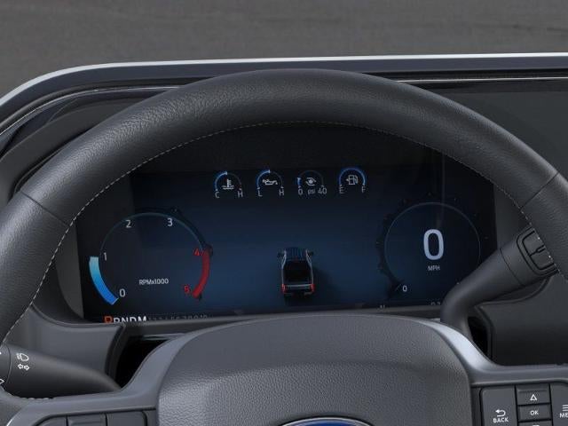 2026 Ford Super Duty F-550 DRW LARIAT 4WD Crew Cab 179" WB 60" CA