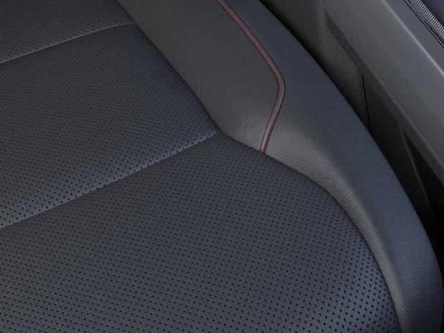 2026 Ford Super Duty F-550 DRW LARIAT 4WD Crew Cab 179" WB 60" CA