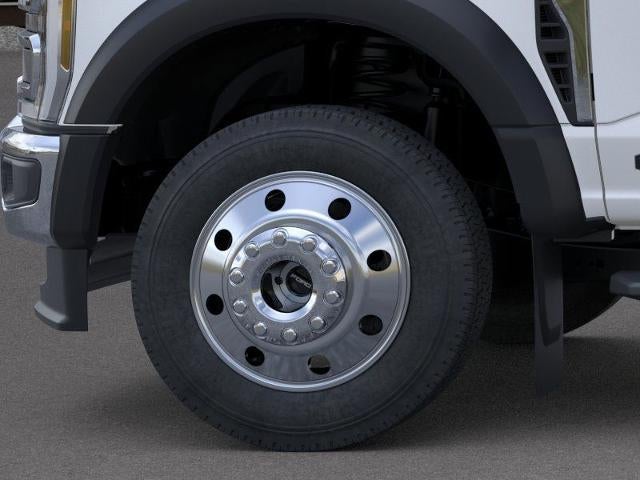 2026 Ford Super Duty F-550 DRW LARIAT 4WD Crew Cab 179" WB 60" CA