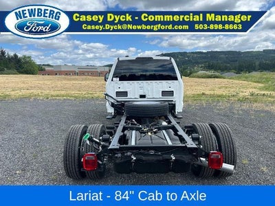 2026 Ford Super Duty F-550 DRW LARIAT 4WD Crew Cab 179" WB 60" CA