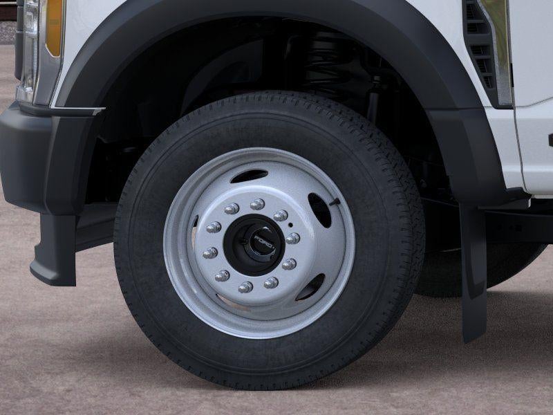 2026 Ford Super Duty F-550 DRW XL 4WD Crew Cab 179" WB 60" CA
