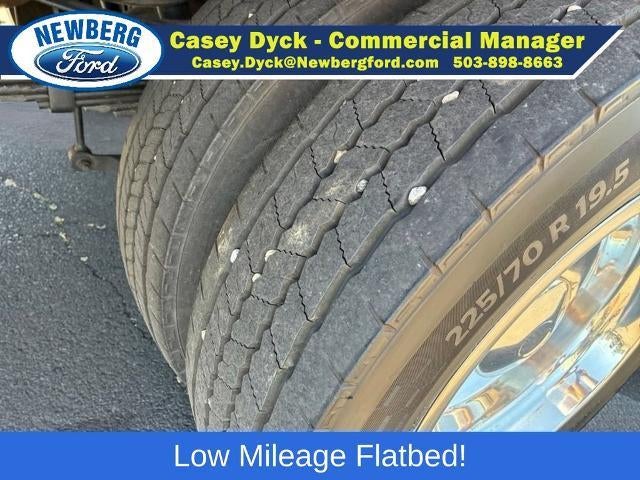 2024 Ford Super Duty F-550 DRW XL 4WD Crew Cab 179" WB 60" CA