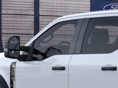 2026 Ford Super Duty F-550 DRW XL 4WD Crew Cab 179" WB 60" CA