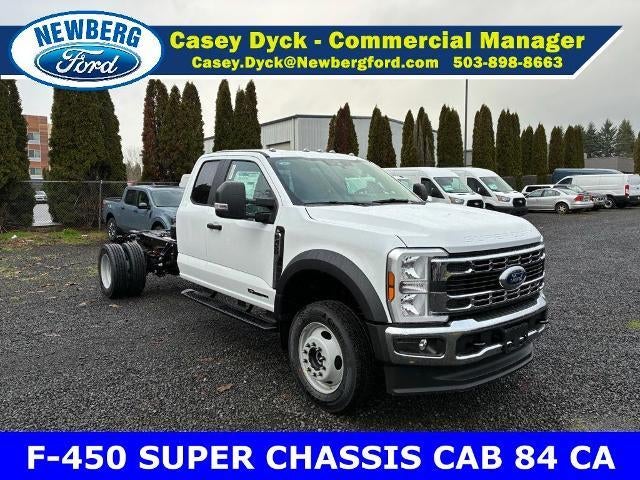 2026 Ford Super Duty F-450 DRW XL 4WD SuperCab 168" WB 60" CA