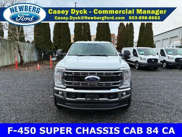2026 Ford Super Duty F-450 DRW XL 4WD SuperCab 168" WB 60" CA