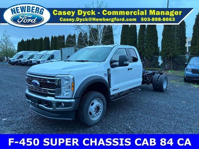 2026 Ford Super Duty F-450 DRW XL 4WD SuperCab 168" WB 60" CA