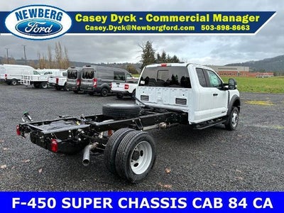 2026 Ford Super Duty F-450 DRW XL 4WD SuperCab 168" WB 60" CA