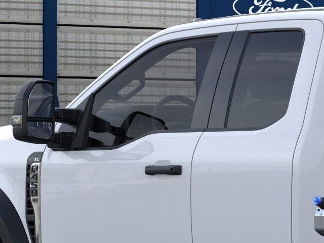 2026 Ford Super Duty F-450 DRW XL 4WD SuperCab 168" WB 60" CA