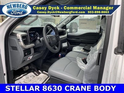 2024 Ford Super Duty F-550 DRW XL 4WD SuperCab 192" WB 84" CA
