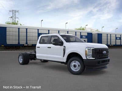 2026 Ford Super Duty F-350 DRW XL 4WD Crew Cab 179" WB 60" CA