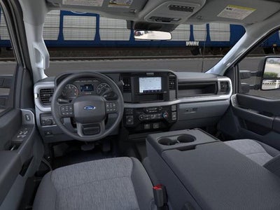 2026 Ford Super Duty F-350 DRW XL 4WD Crew Cab 179" WB 60" CA