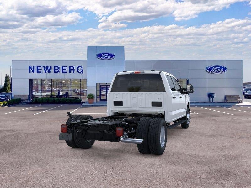 2026 Ford Super Duty F-350 DRW XL 4WD Crew Cab 179" WB 60" CA