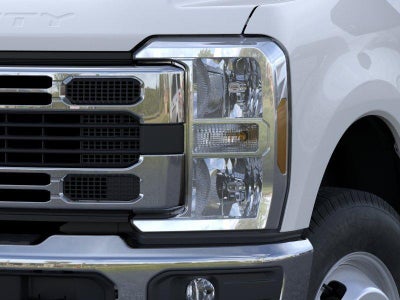 2026 Ford Super Duty F-350 DRW XL 4WD Crew Cab 179" WB 60" CA