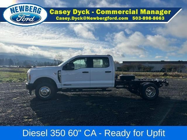 2026 Ford Super Duty F-350 DRW XL 4WD Crew Cab 179" WB 60" CA